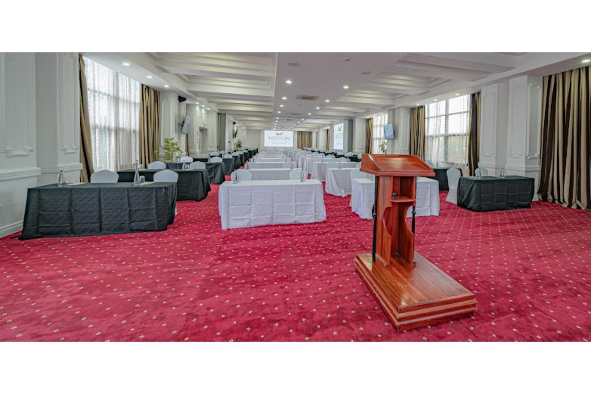 Weston Hotel Nairobi Dış mekan fotoğraf